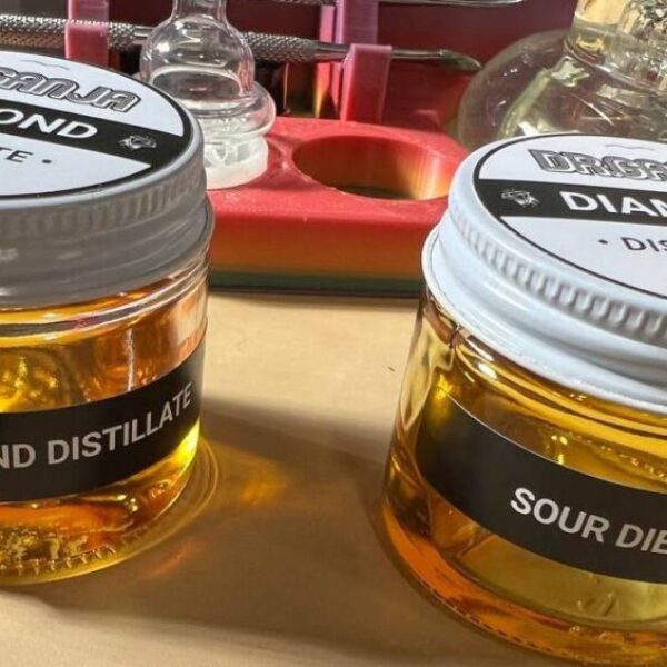 Order Dr. Ganja Diamond Distillate